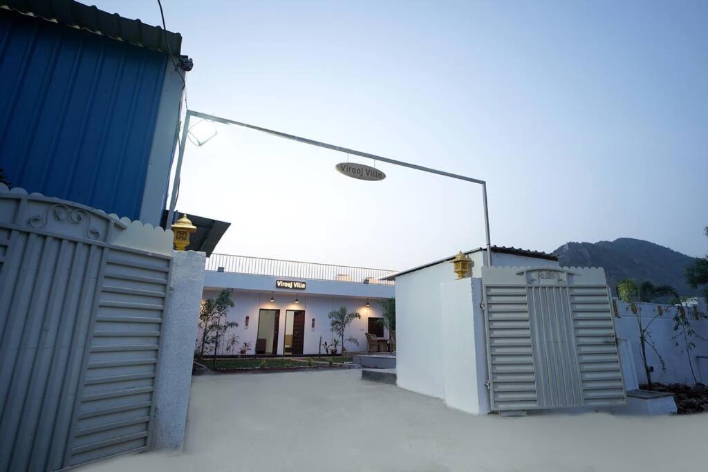 אודייפור Viraaj Villa מראה חיצוני תמונה